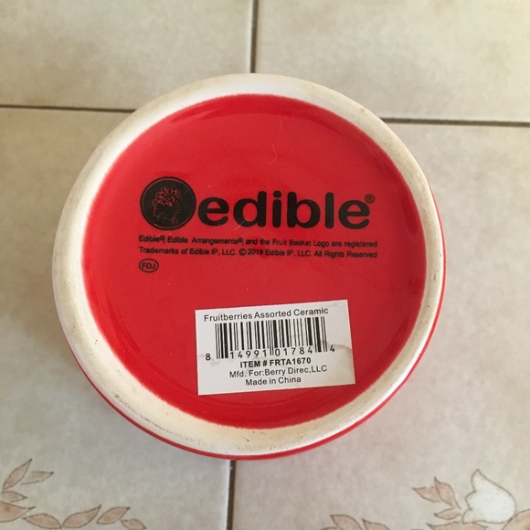 NWOT Pretty Red Vase/Storage Container - Picture 5 of 6